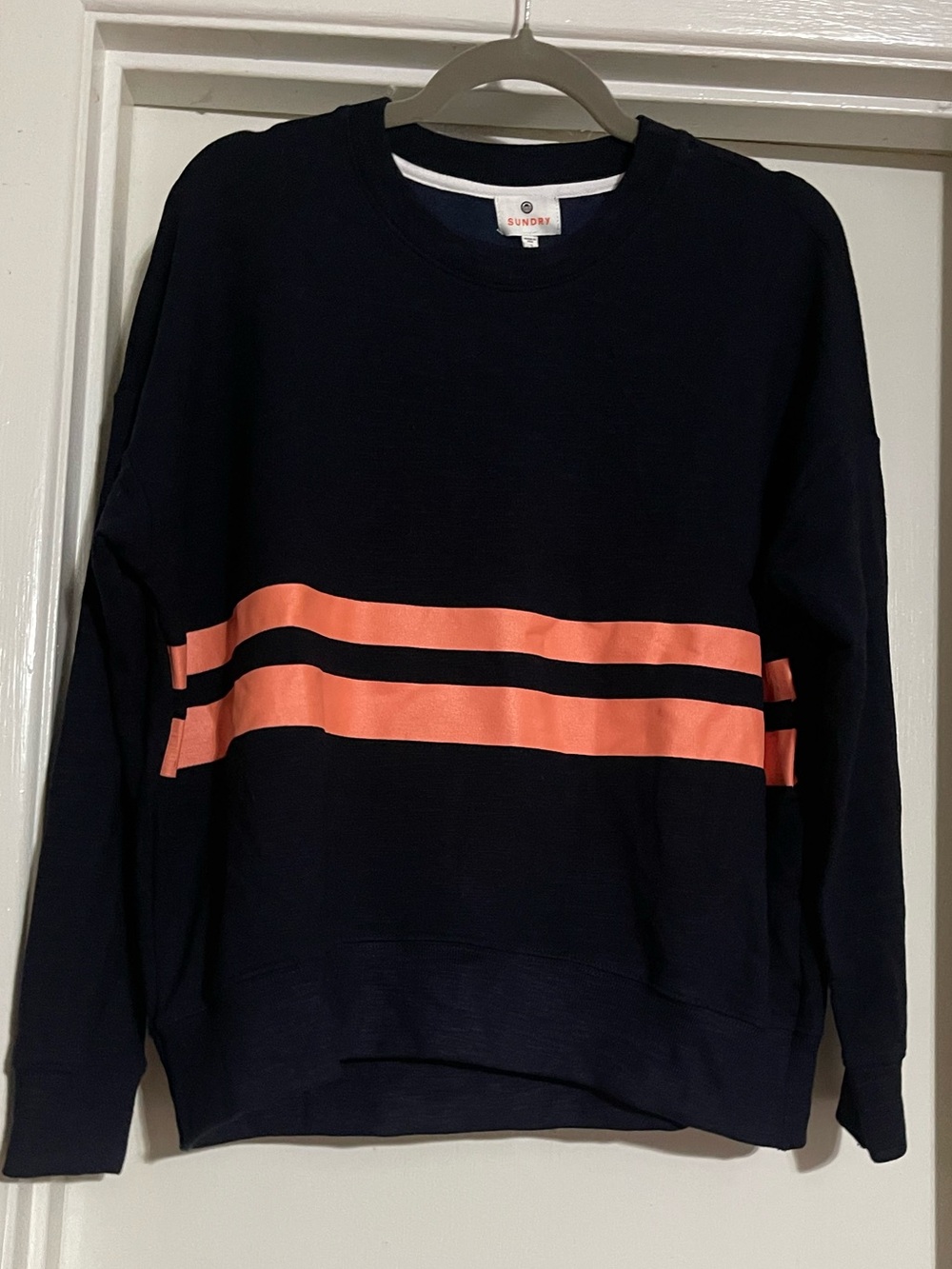 Sundry Lea Oversized Soft Knit Sweatshirt Size 1  Equivalent to Size Small